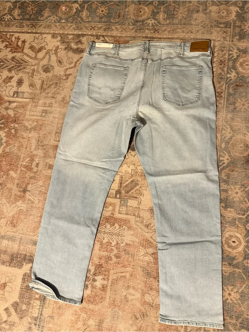 American Eagle Outfitters Light Blue Relaxed Fit Jeans